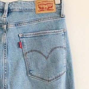 Levi's 721 High Rise Skinny Filiforme Size 29